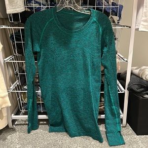 Long sleeve swiftly tech shirt